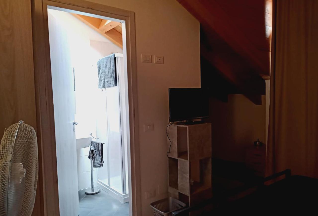 L'Angelo Apartment Omegna Luaran gambar